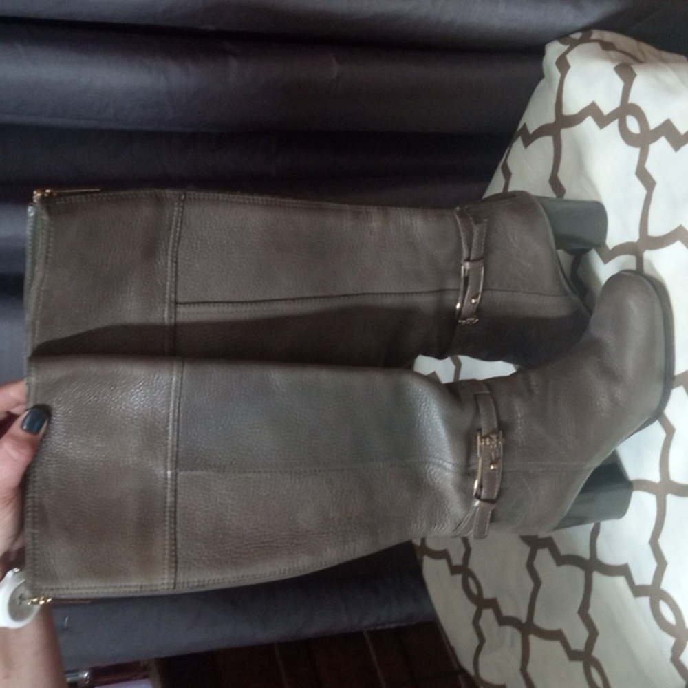 Tory Burch  boots